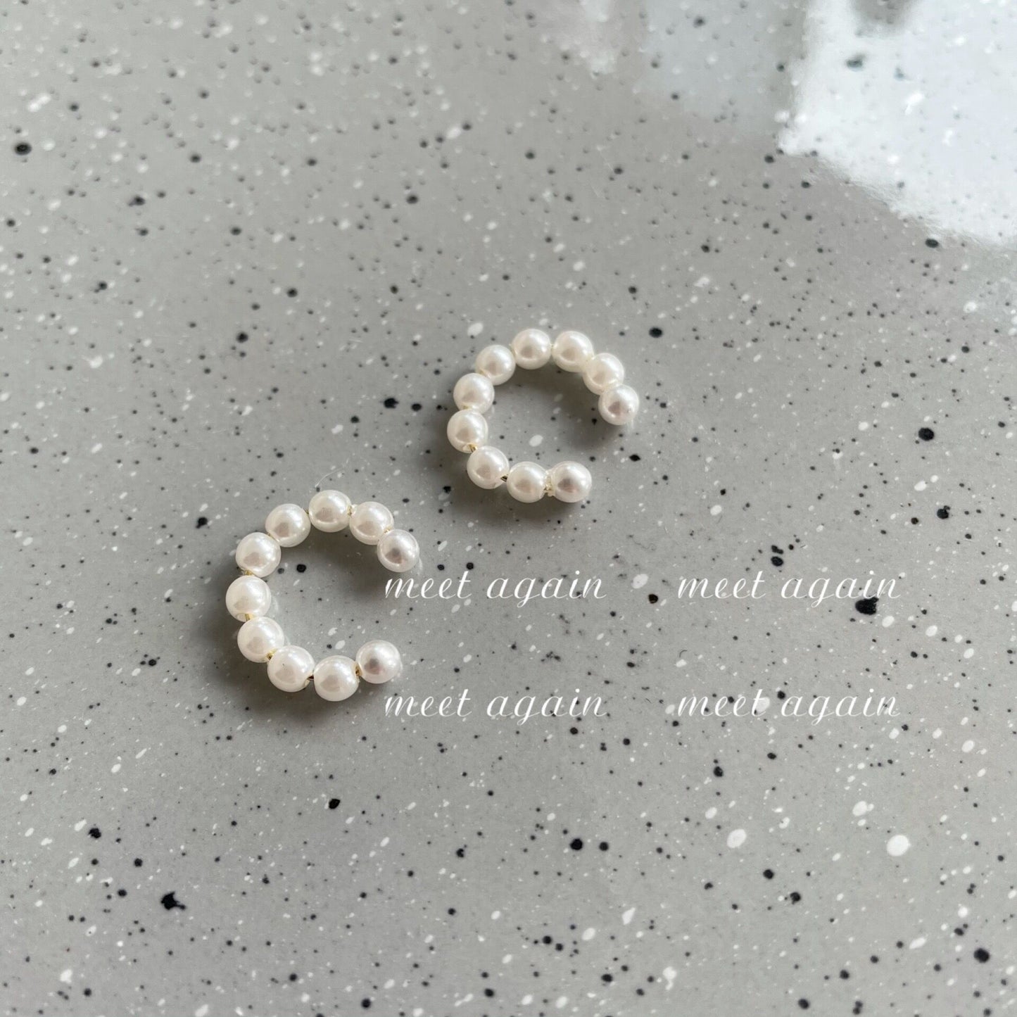 Women's Pearl Type Ear Clip Simple Elegant Summer Cold Earrings