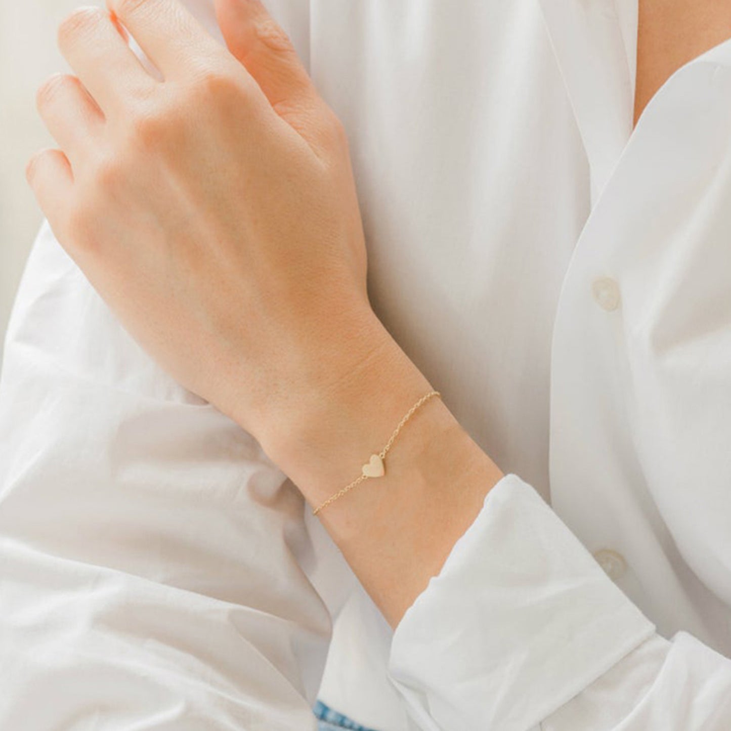 Fashion Simple Gold Heart Shaped Love Bracelet
