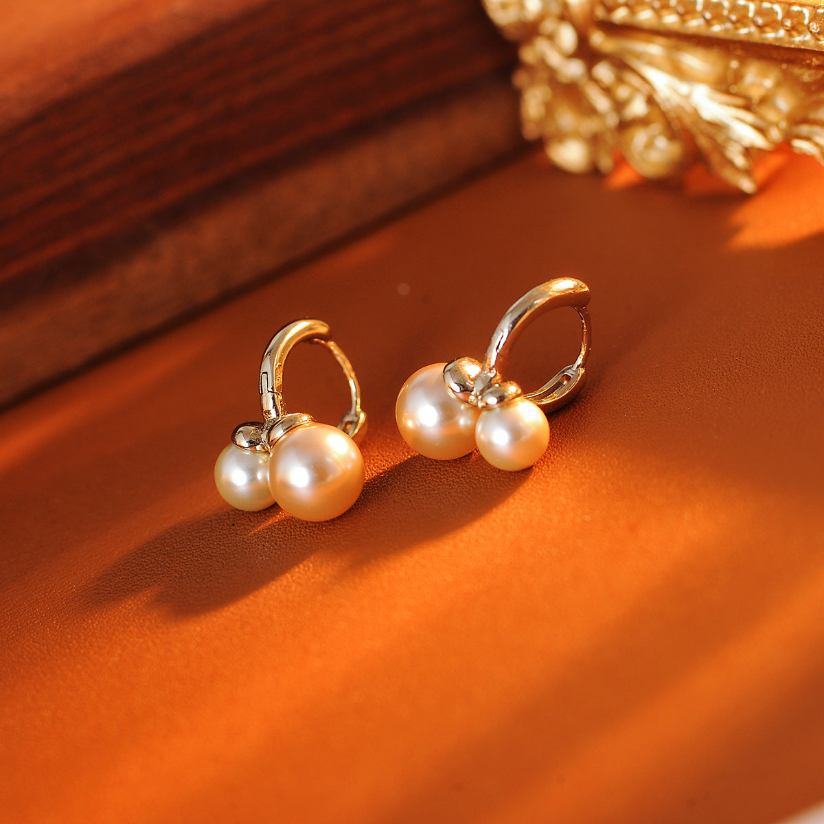 Mousse Pearl Cherry Clip Light Luxury Minority Versatile Ear Buckle