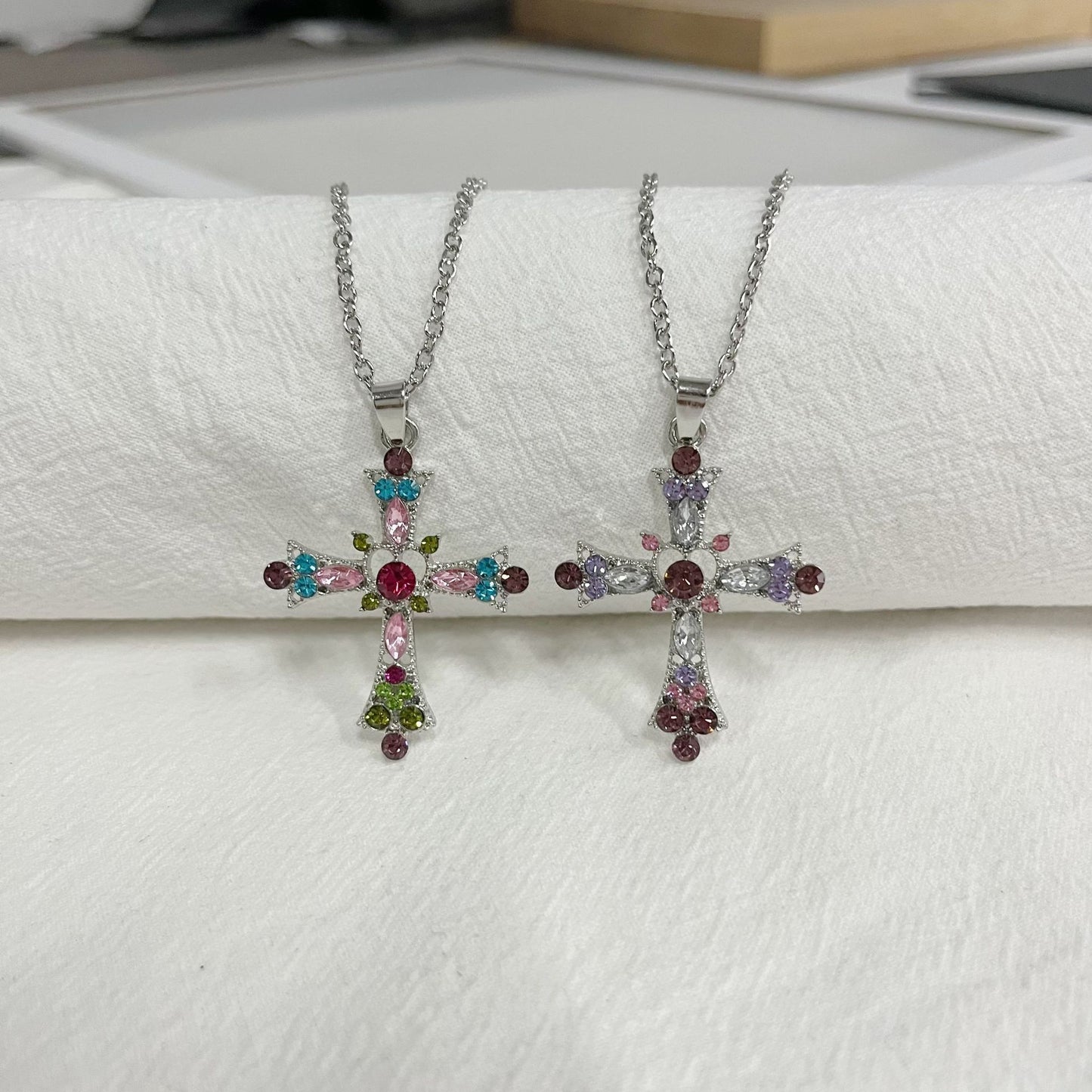Women's Style Niche Design Mild Luxury Retro Personalized Necklaces