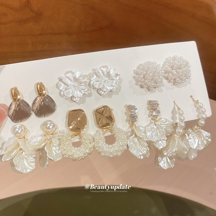 Sier Pearl Flower French Vintage Court Style Earrings