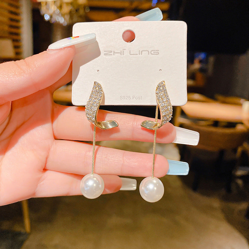 Sier Needle Two-piece Pearl Fashion Dignified Goddess Sense Earrings