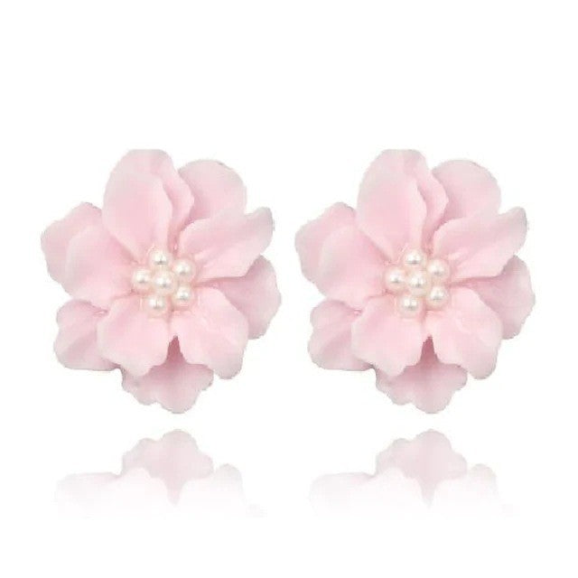 Simple Versatile Beautiful Flowers Fresh Temperament Three-dimensional Earrings