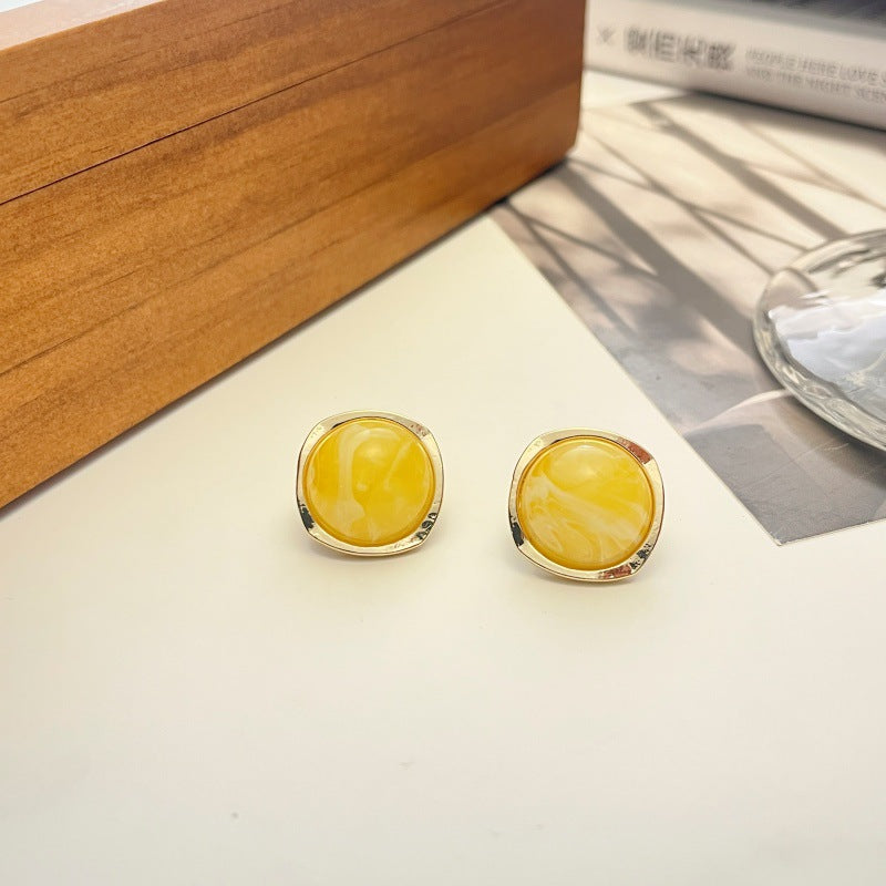 Women's Retro Blooming Acrylic Curved For Simple Stud Earrings