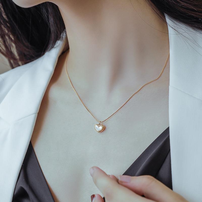 Light Luxury Minority Simple Cold Style Heart-shaped Clavicle Pendants