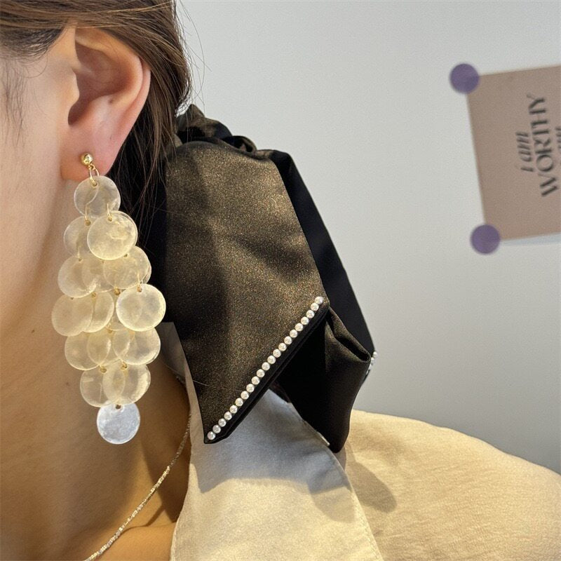 Beautiful Natural Shell Grape Cluster Tassel Design Vacation Style Female Rings
