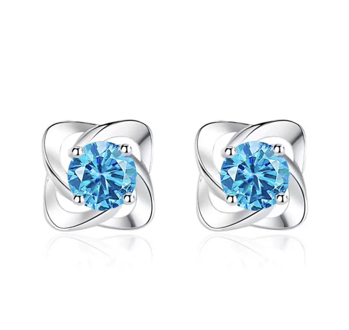 Four-leaf Clover Three-dimensional Flower Fashion Diamond Ear Stud Earrings