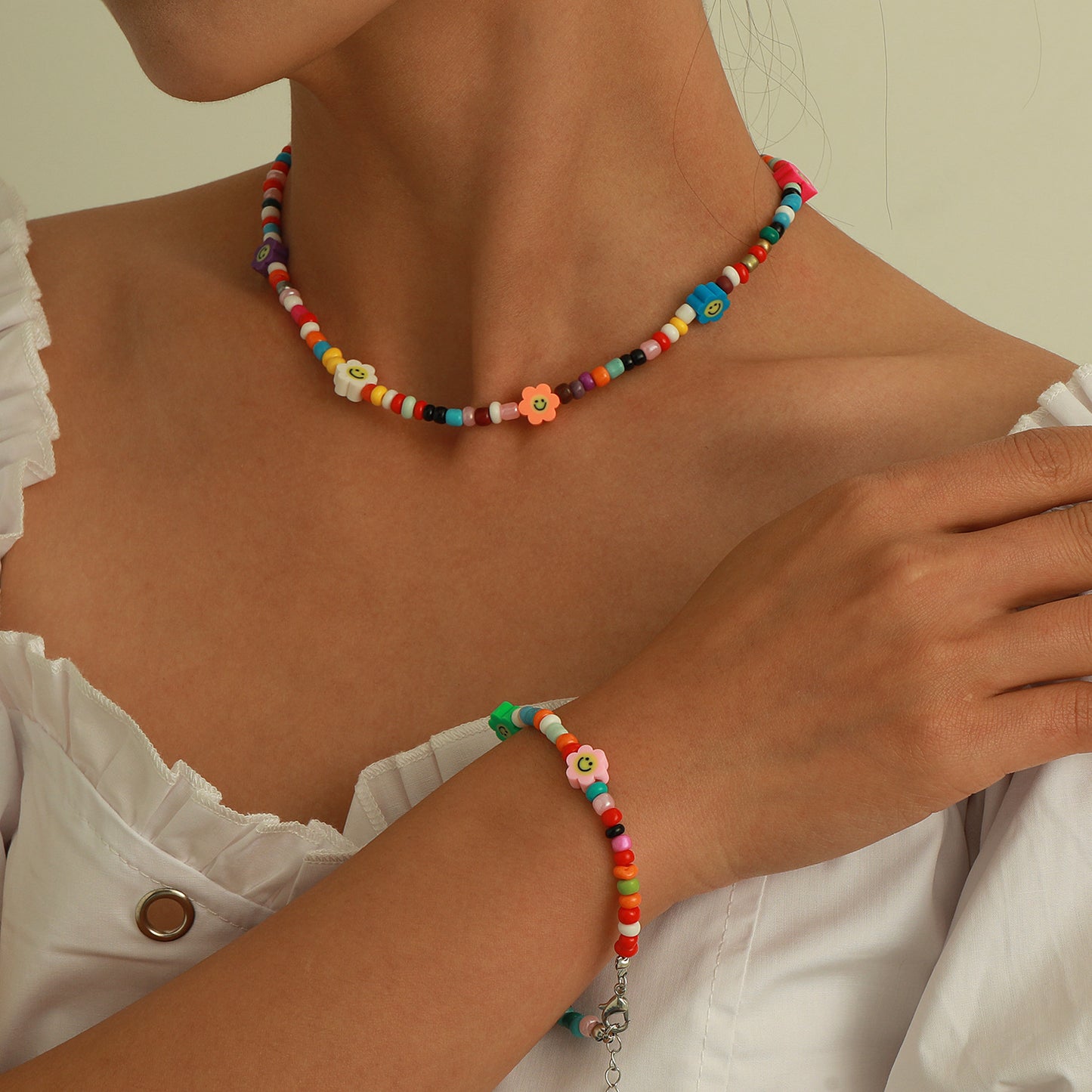 Women's Resin Polymer Clay Smiley Face Bead Fashion Color Necklace