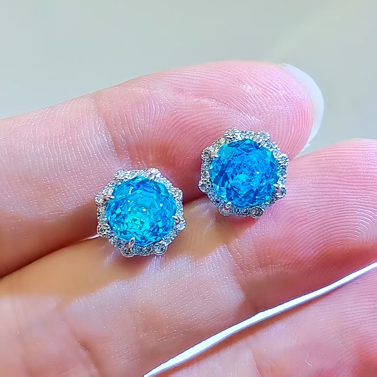 Women's Carbon Rhinestone Ear Colored Gems Three Rings