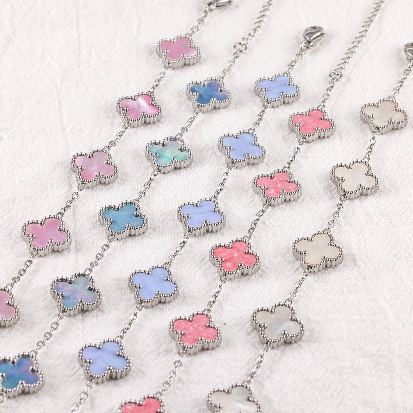 Popular High-quality Titanium Steel Clover Real Fritillary Bracelet