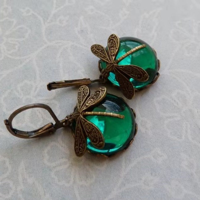 Women's Retro Compact Dragonfly Pattern Moonstone Rings