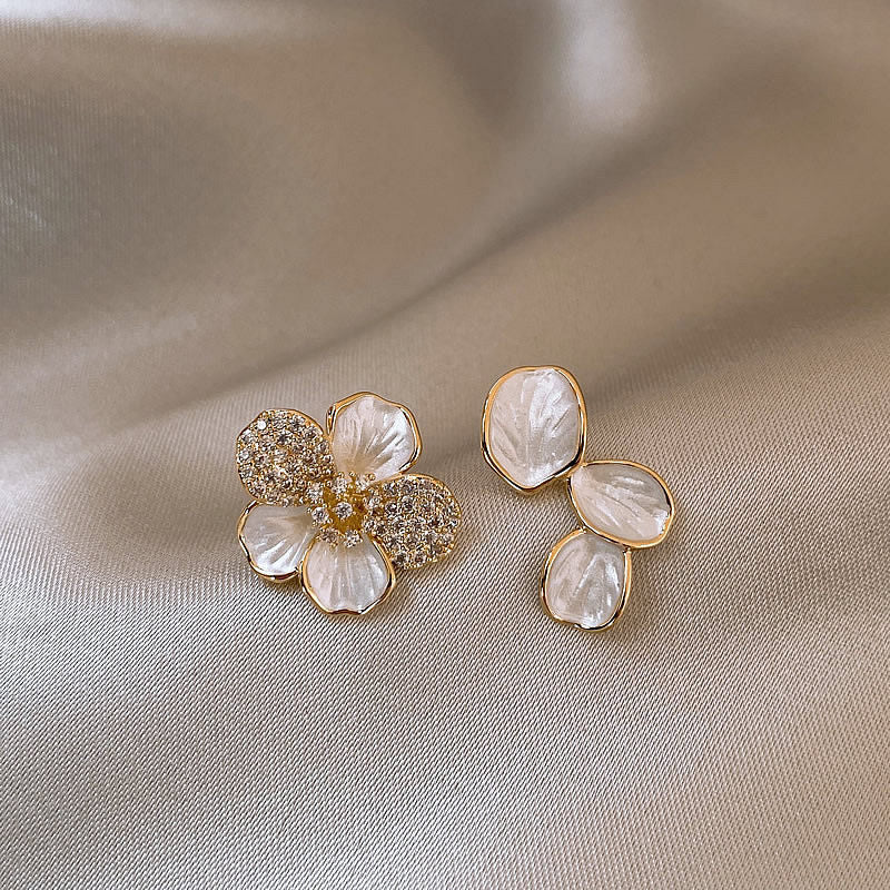 Women's Asymmetric White Camellia Flower For Light Earrings