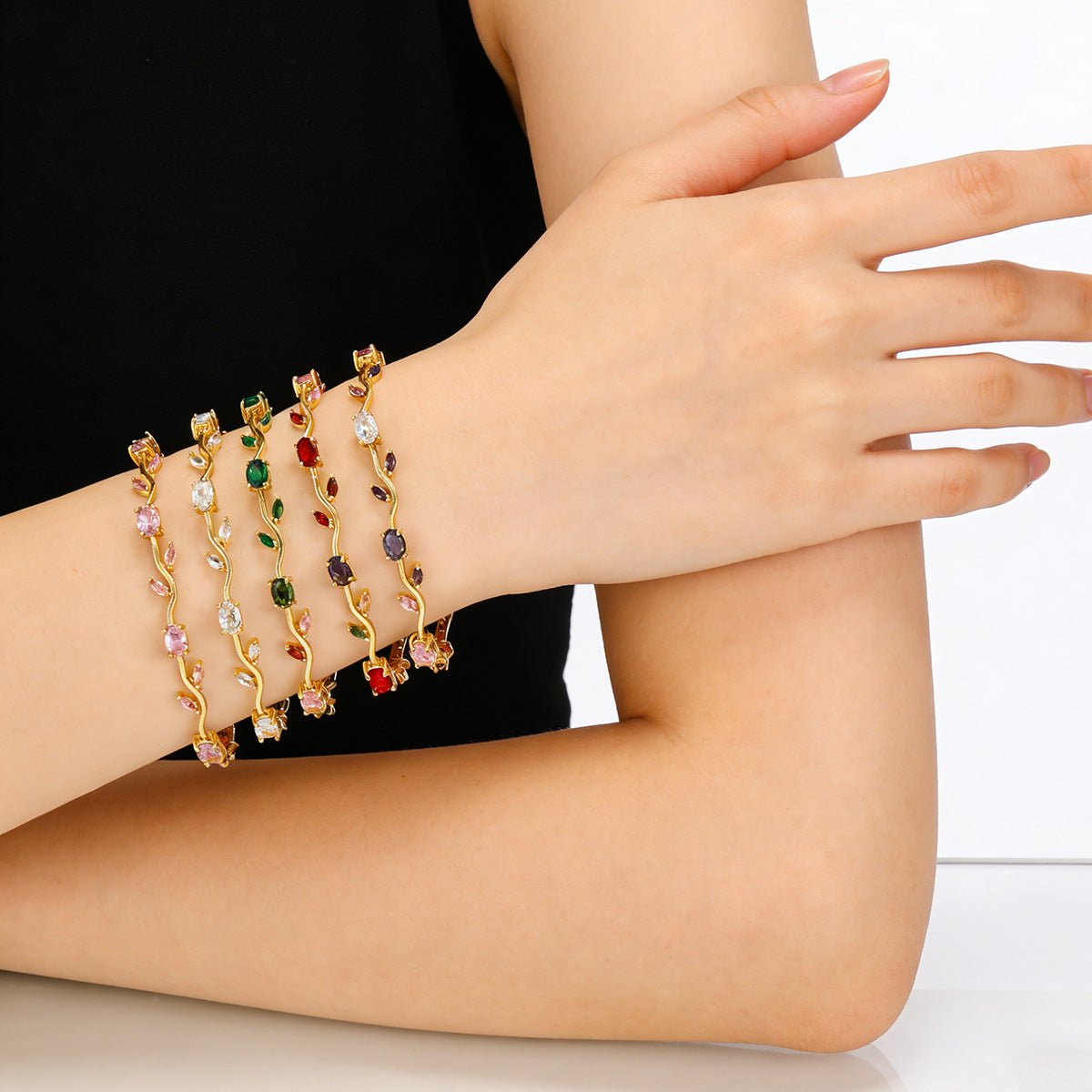 Luxury Style Quality Light Full Diamond Bracelet