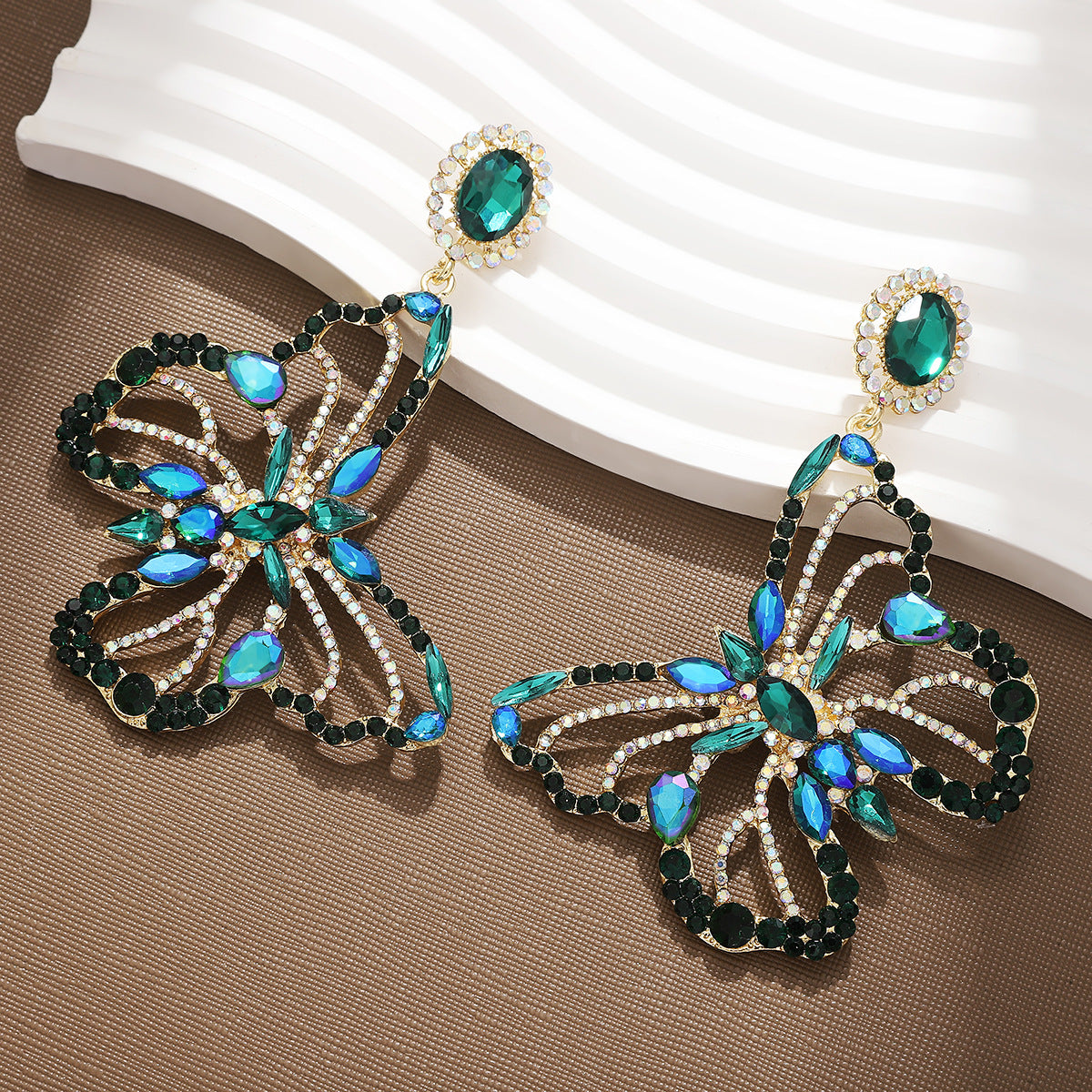 Retro Diamonds Hollow Colorful Butterfly Design Earrings