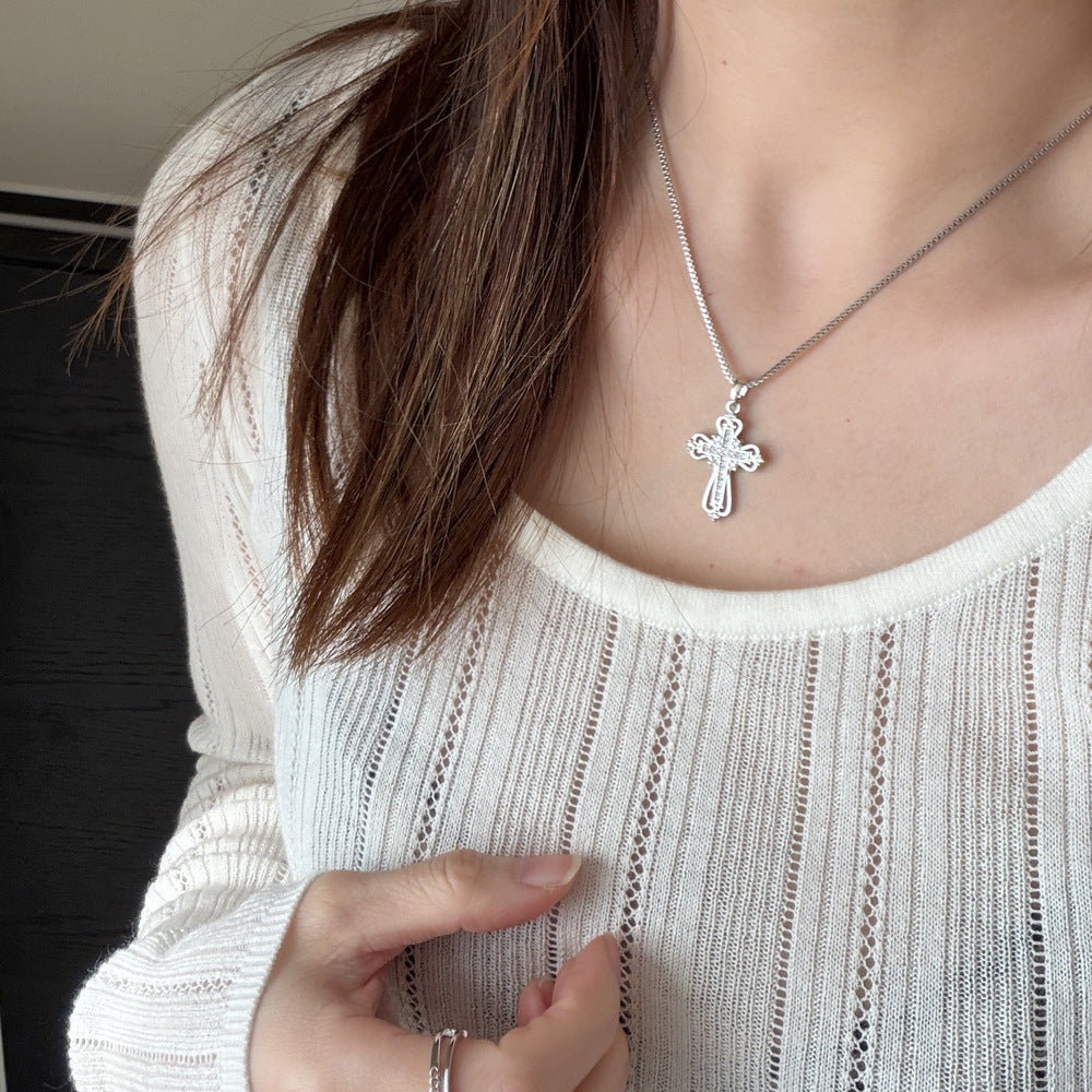Cross Female Niche High-grade Copper Inlaid Zirconium Clavicle Necklace