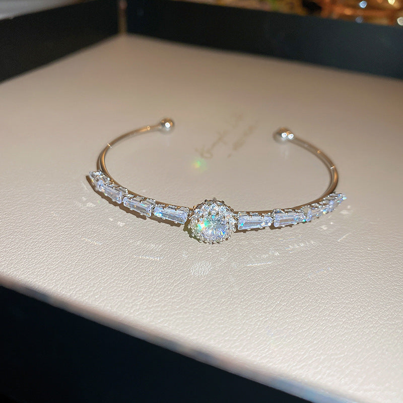 Geometric Light Luxury Minority Design Sense Bracelets