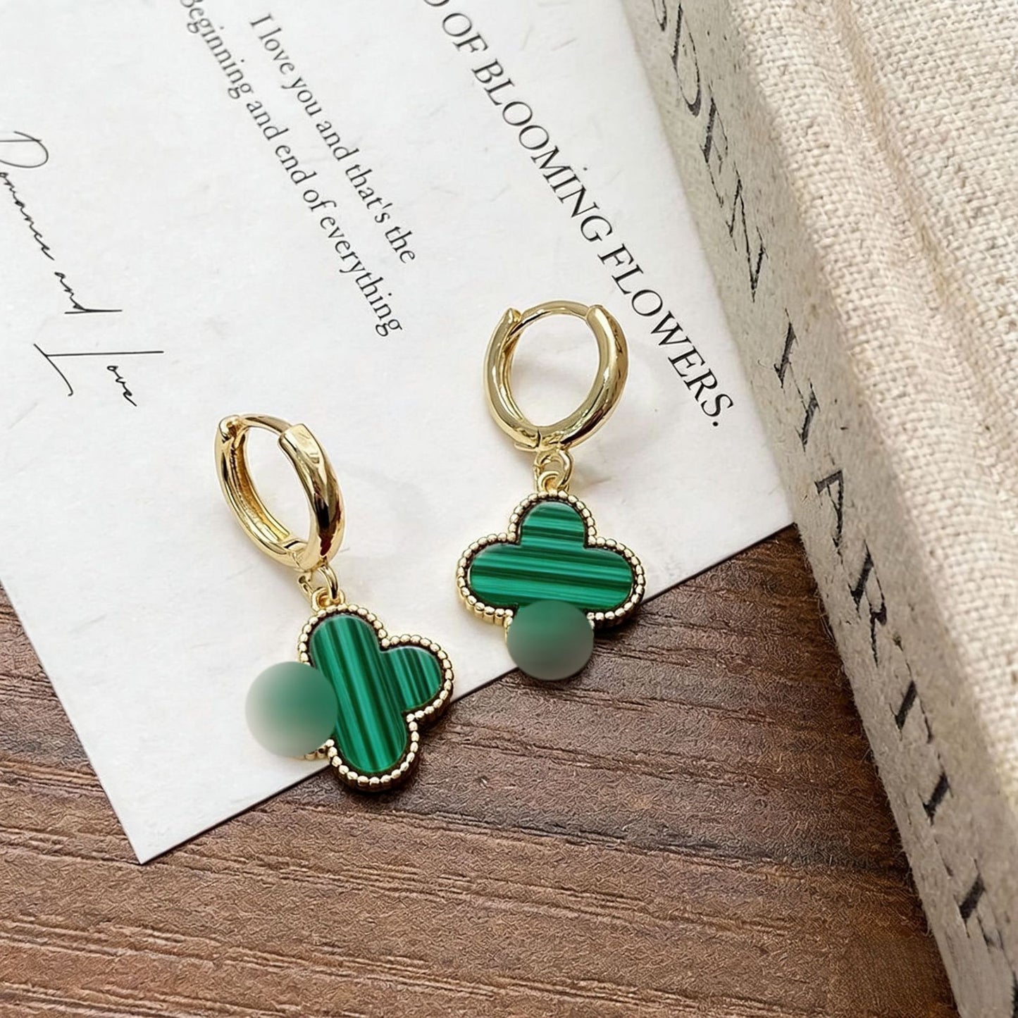 Women's High-grade Ear Clip Light Luxury Niche Design Titanium Steel No Earrings