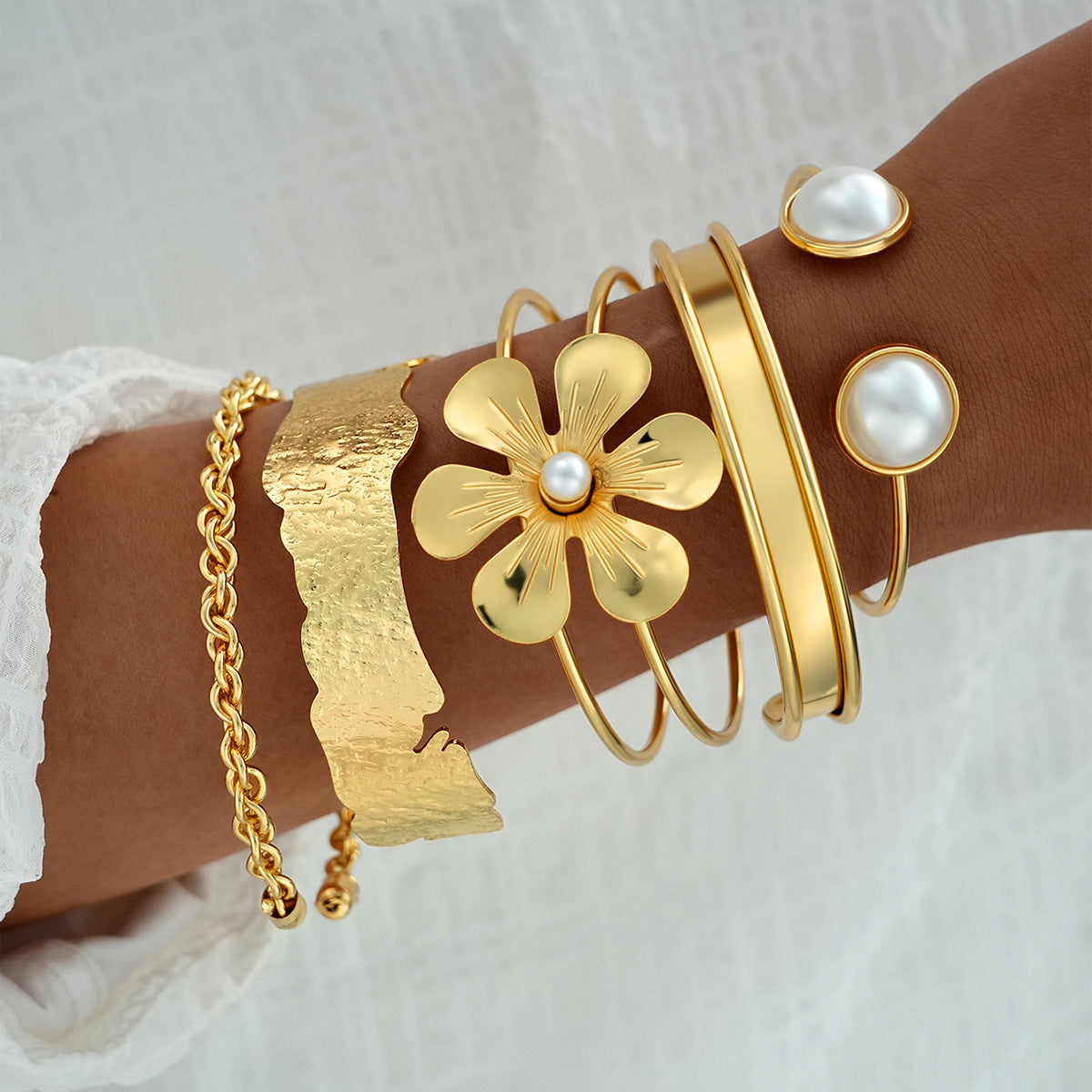 Leaves Glossy Irregular With Personality Stripes Bracelets