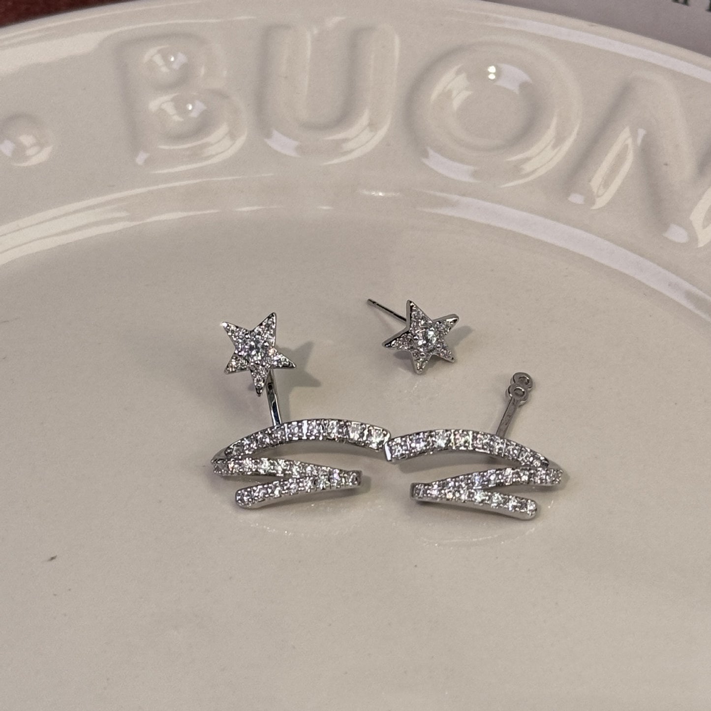 Women's Inlaid Zircon Star Ribbon Fashionable Elegant Exquisite Sweet Light Luxury Rings
