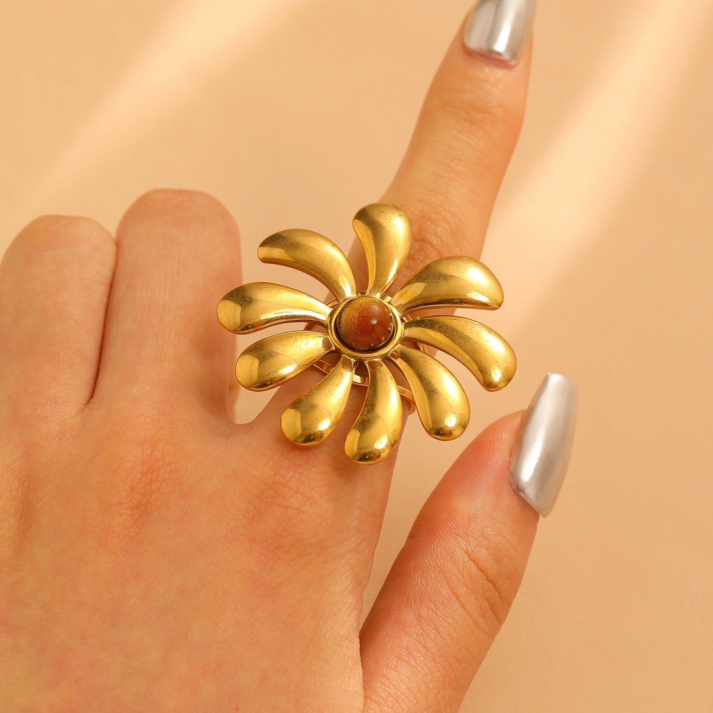Steel Flower Leaf Female Exaggerated Personalized Hollow Ring