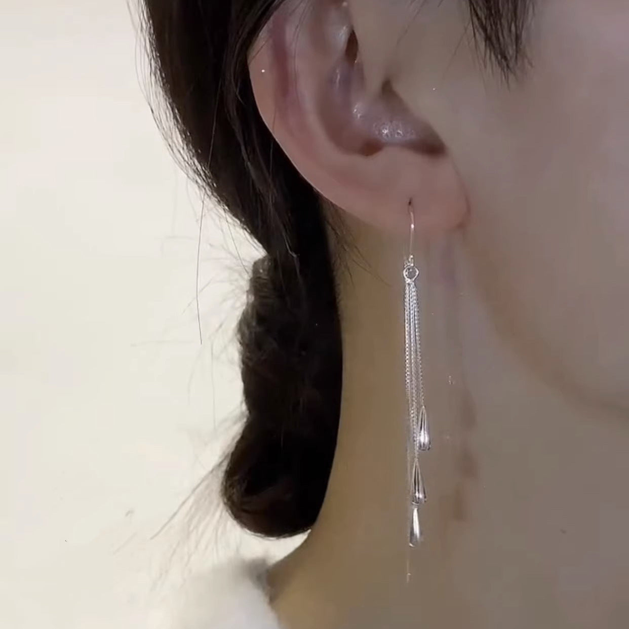 Women's Tassel Fashionable Simple Snowflake Leaves Slim Ear Line