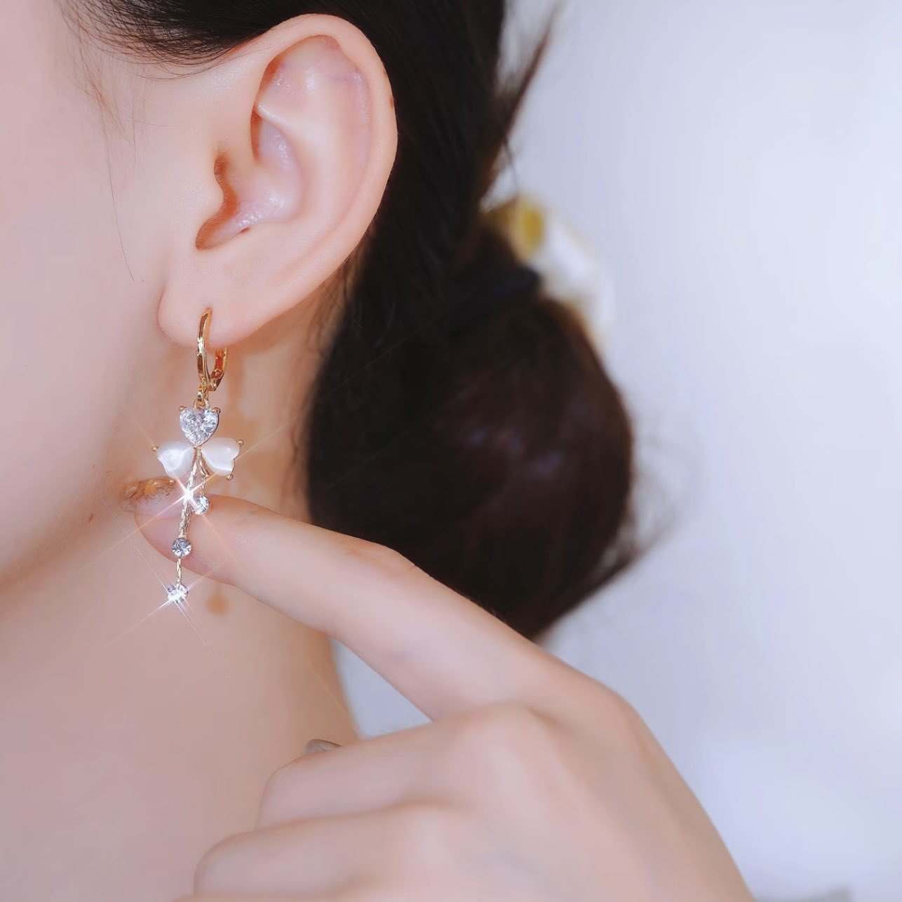Luxury Clover Niche Design High-grade Tassel Ear Clip Rings