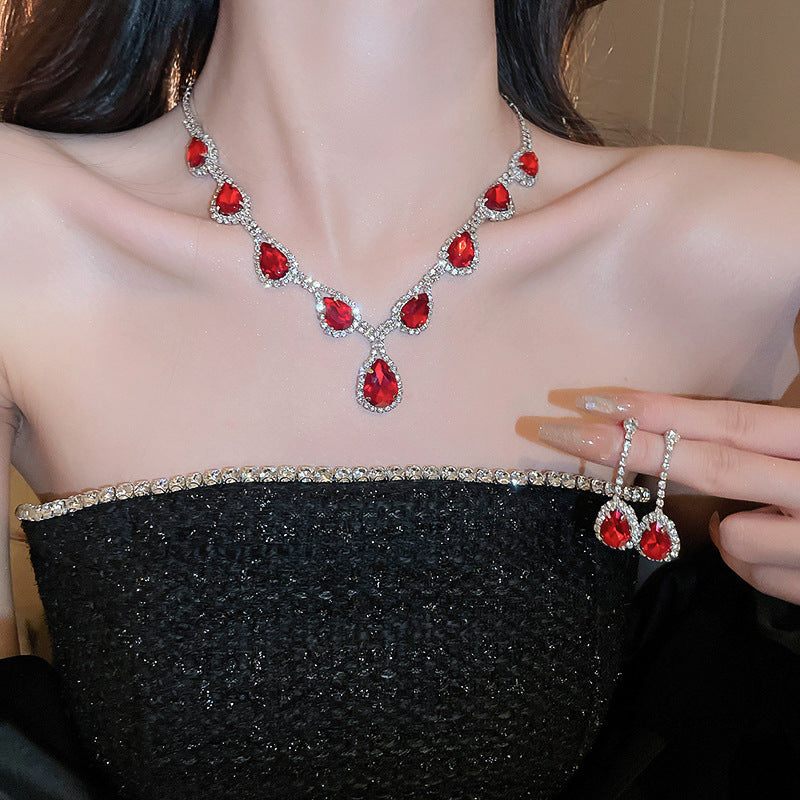 Elegant Drop Round Light Luxury Minority Necklaces