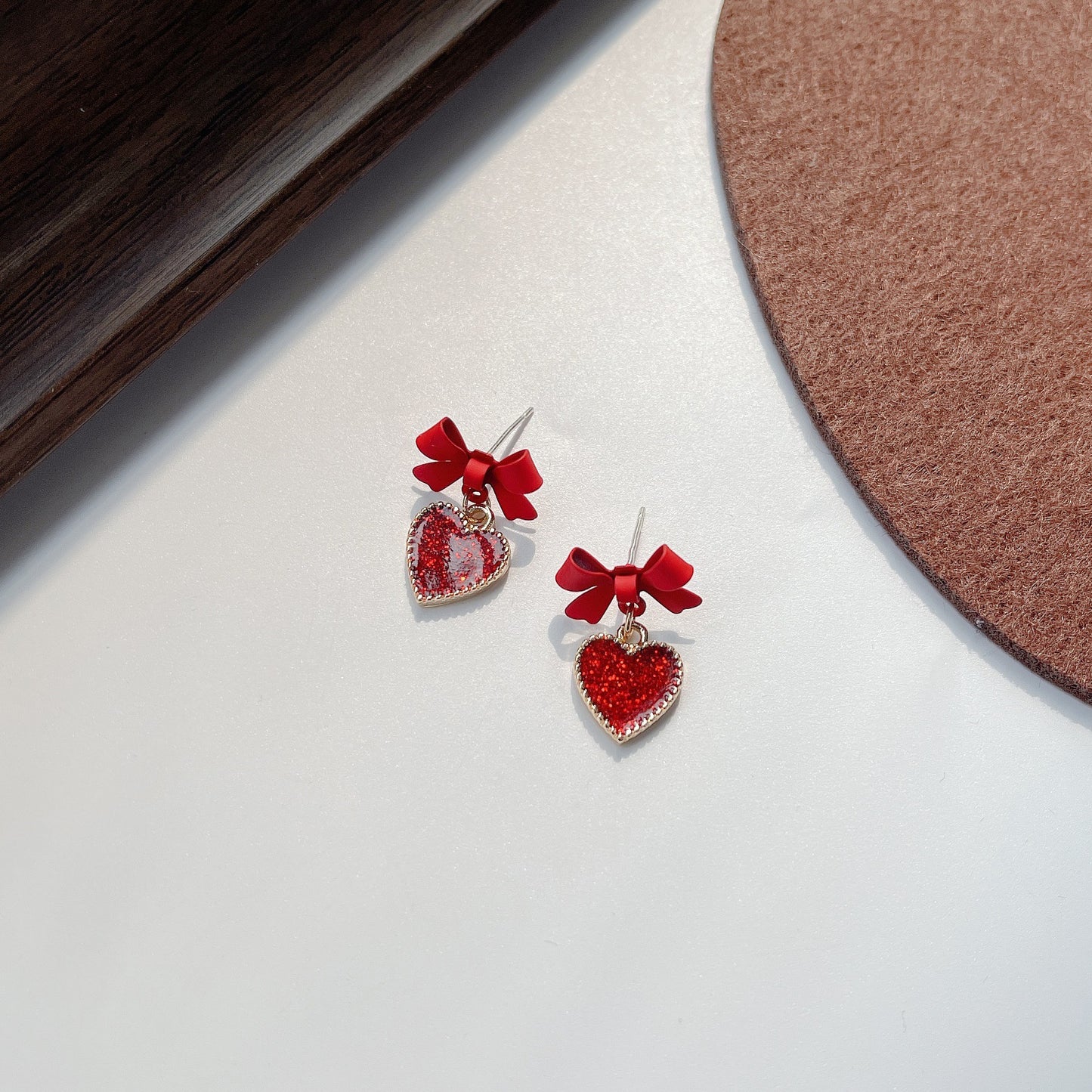 Women's Red Heart-shaped Enamel Girlish Style Bow White Earrings