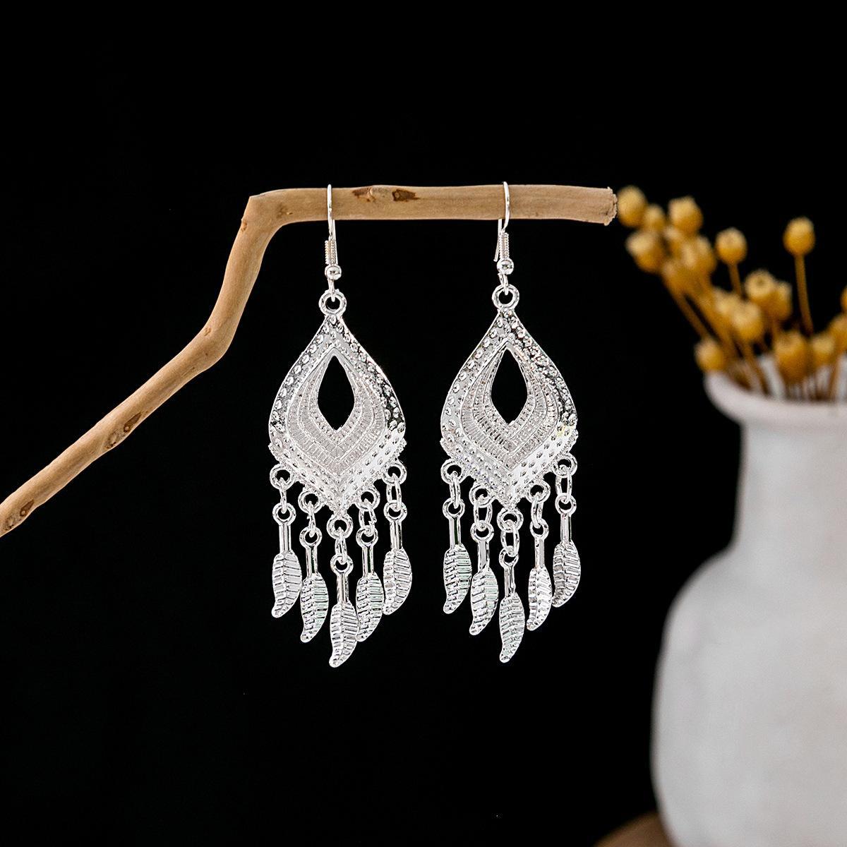 Miao Sier Personality Hollow Out Leaf-shaped Fashion Earrings