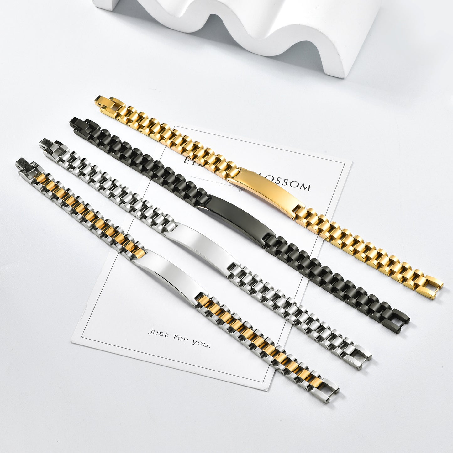 Stainless Steel Curved Titanium Couple Does Not Fade Female Bracelet