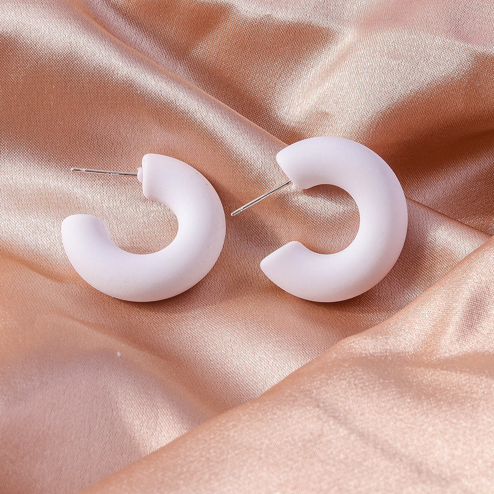 Hollow Arc Fashion Creative Design Temperament Earrings
