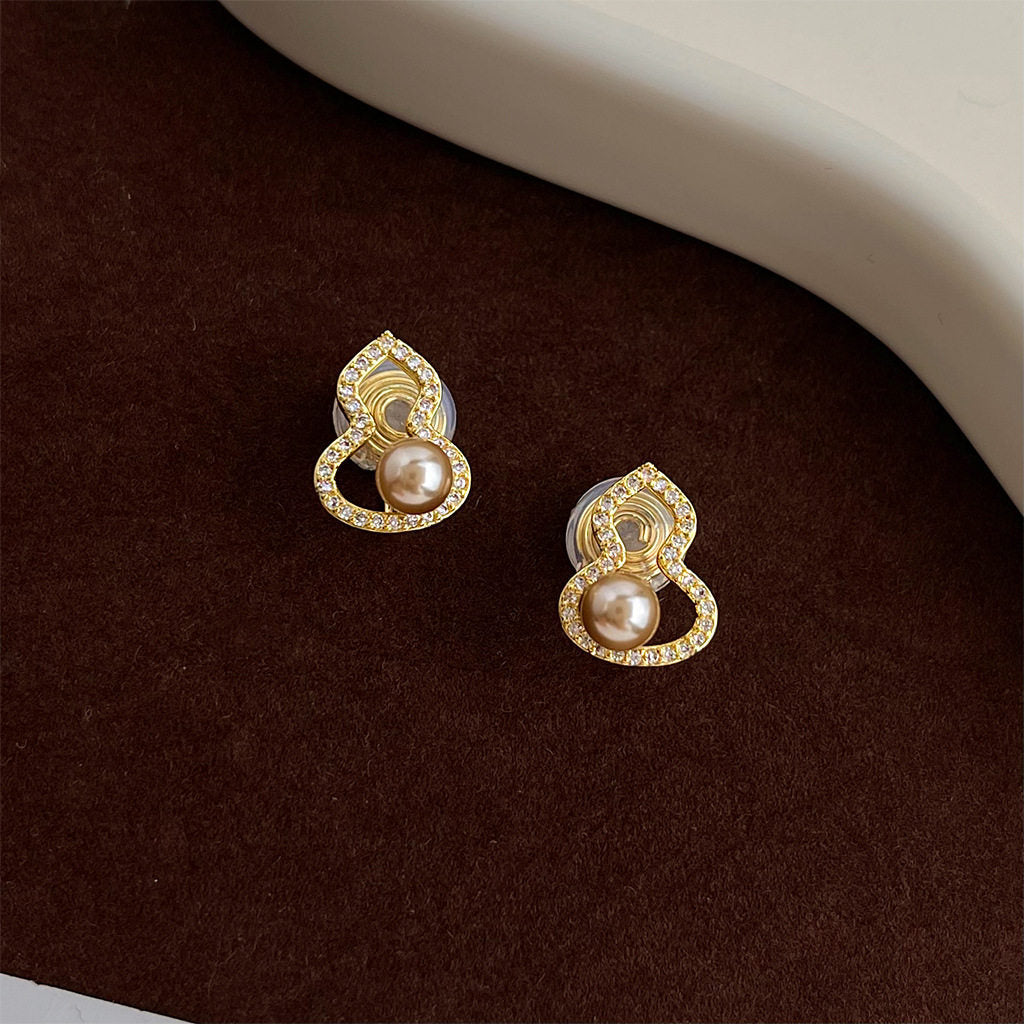 Sier Needle Gourd Coffee Champagne Pearl Old Money Style Chinese Earrings
