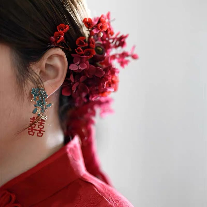 National Fashion Sier Needle Glaze Flowers Double Happy Character Earrings