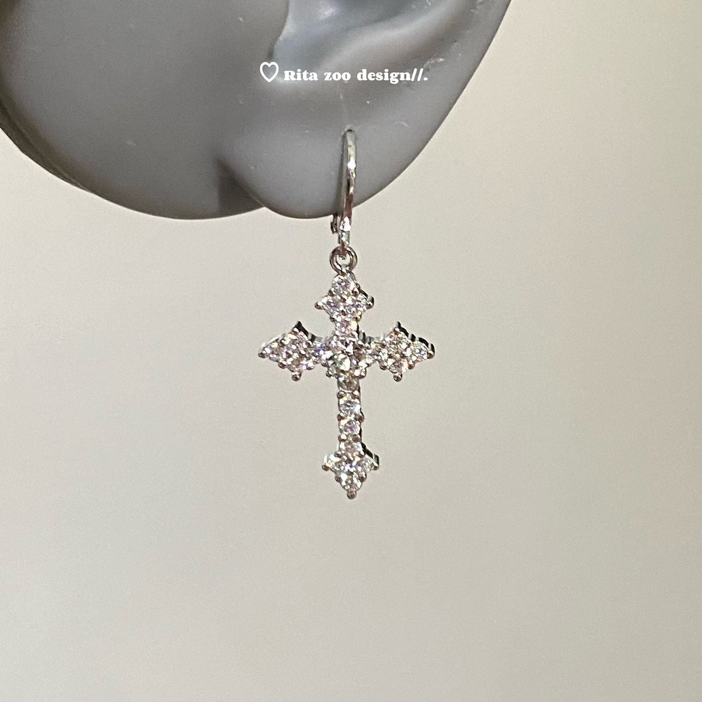Women's Sparkling Full Rhinestone Cross Clip Niche Temperament Design Rings