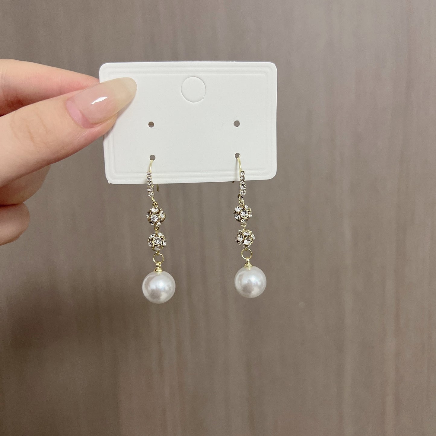 Women's Style Niche Design Long Pearl Fashion Exquisite Affordable Luxury Earrings