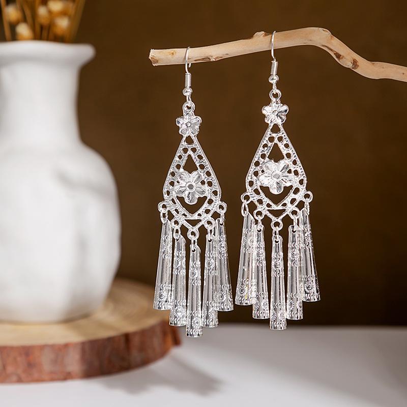 Miao Sier Personality Hollow Out Leaf-shaped Fashion Earrings