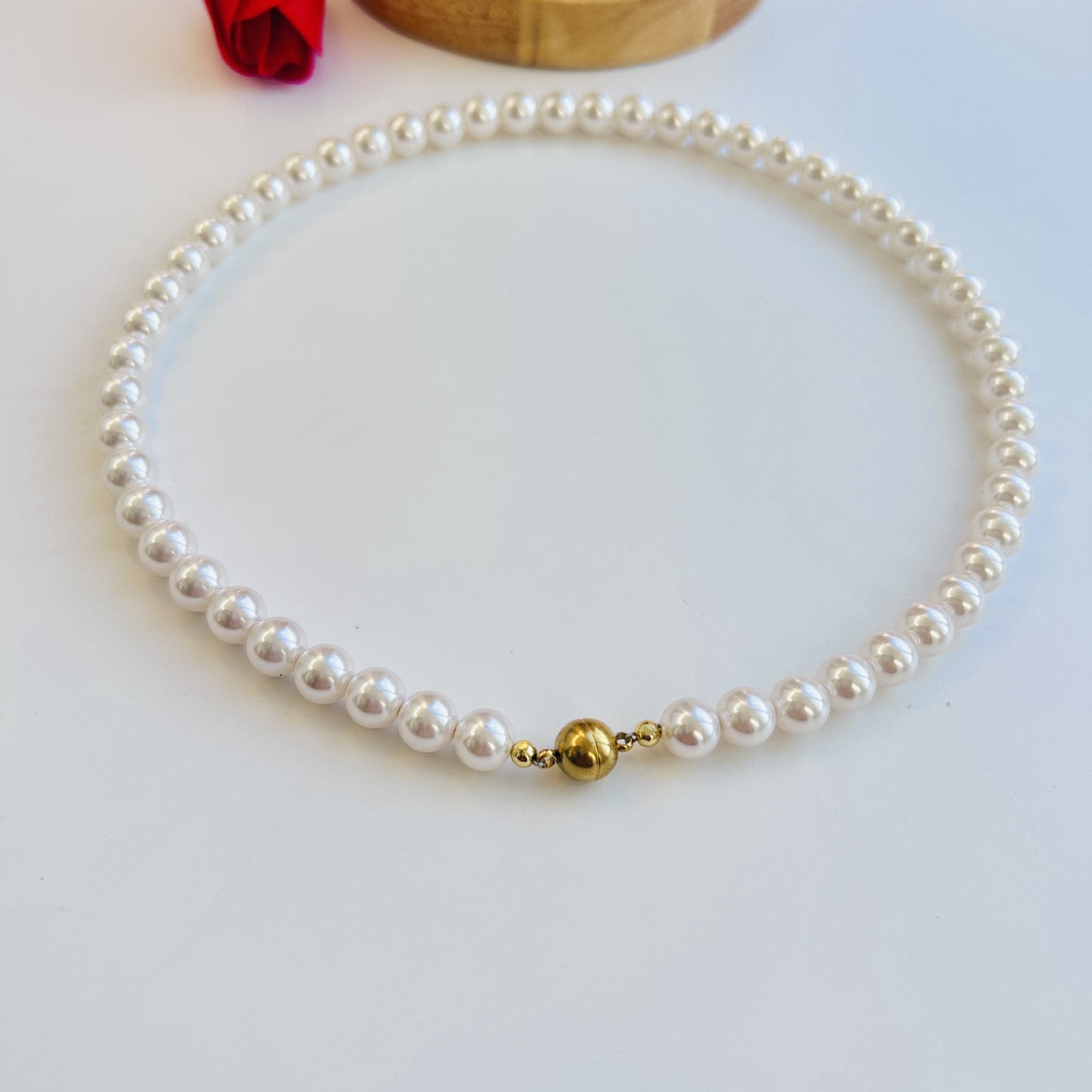 Pearl Female Clavicle Chain Fine Sier Lock Simple Magnetic Necklace