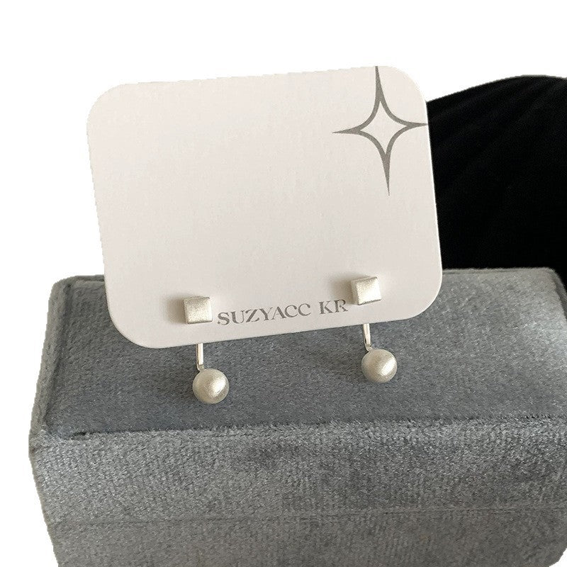 Korean Style Geometric Cube Sugar Pearl Cold Temperament Trend High-grade Earrings