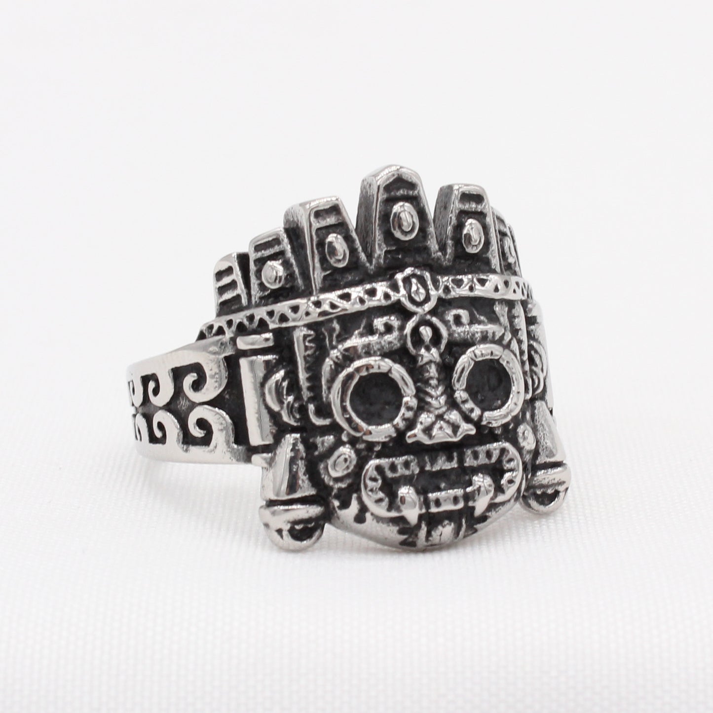 Men's Personality Retro Robot Alien Titanium Steel Ring