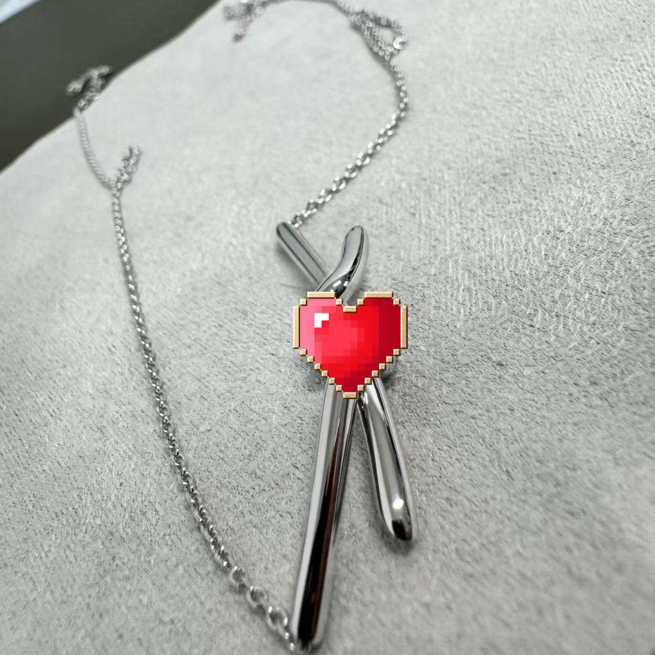 Women's Hitches Twisted Personalized Minority Fashion Light Luxury Necklaces