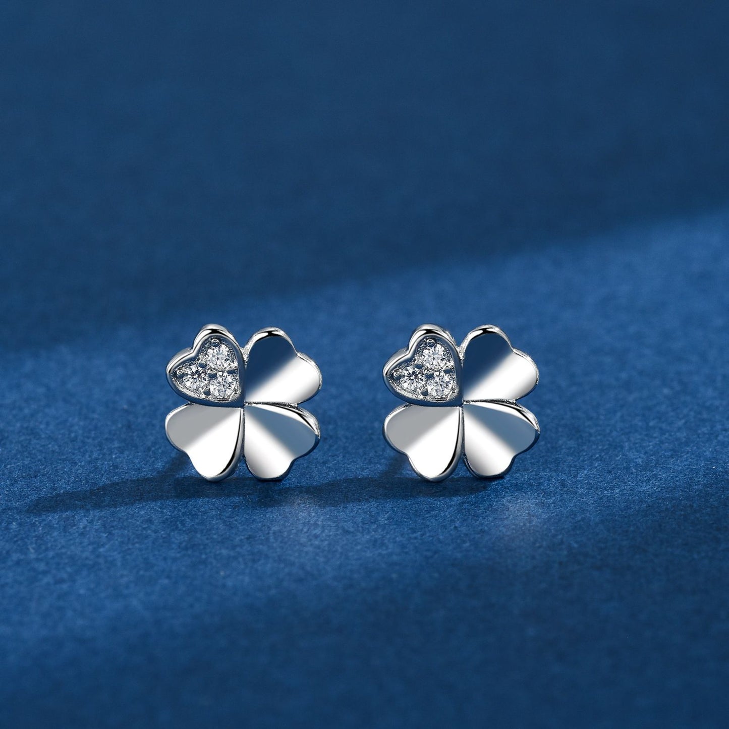 Women's Copper Plated Gold Micro Inlaid Zircon Stud Earrings