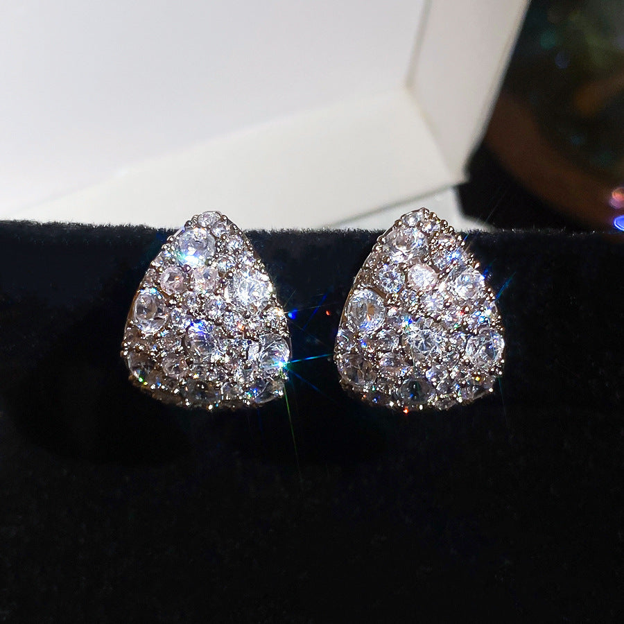 Needle Shining Zircon Water Drops Light Stud Earrings