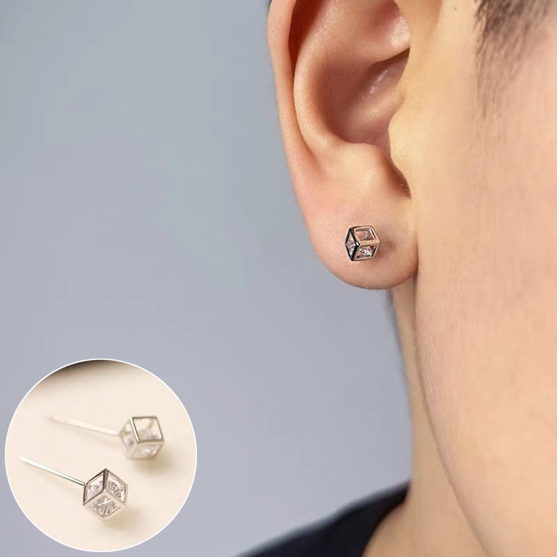 Women's Korean Fashion Temperamental Minority Design Style Petite Stud Earrings