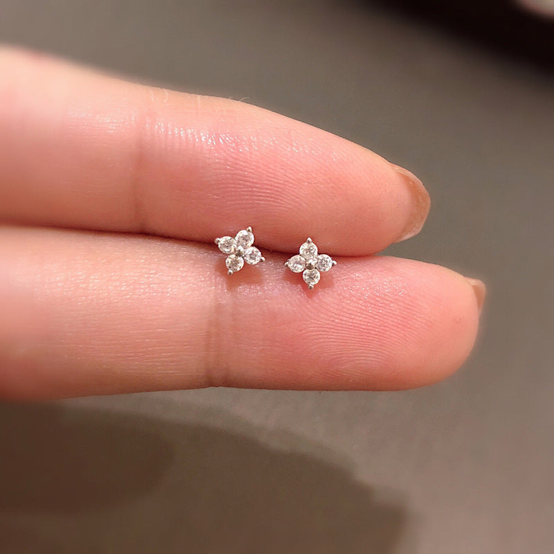 Women's Popular Mini Clover Zircon Light Luxury High-grade Rings