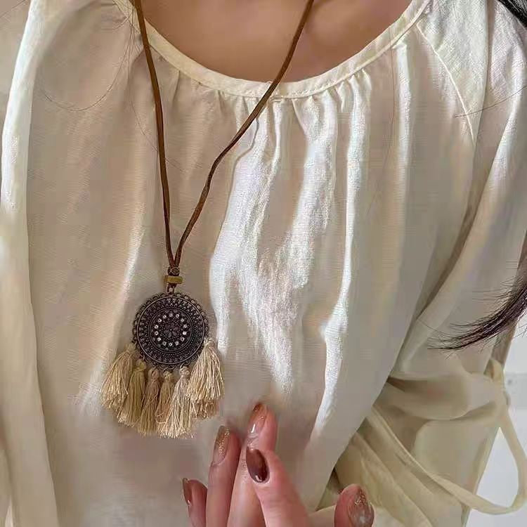 Women's Long Feather Retro Ethnic Personality Sweater Necklaces