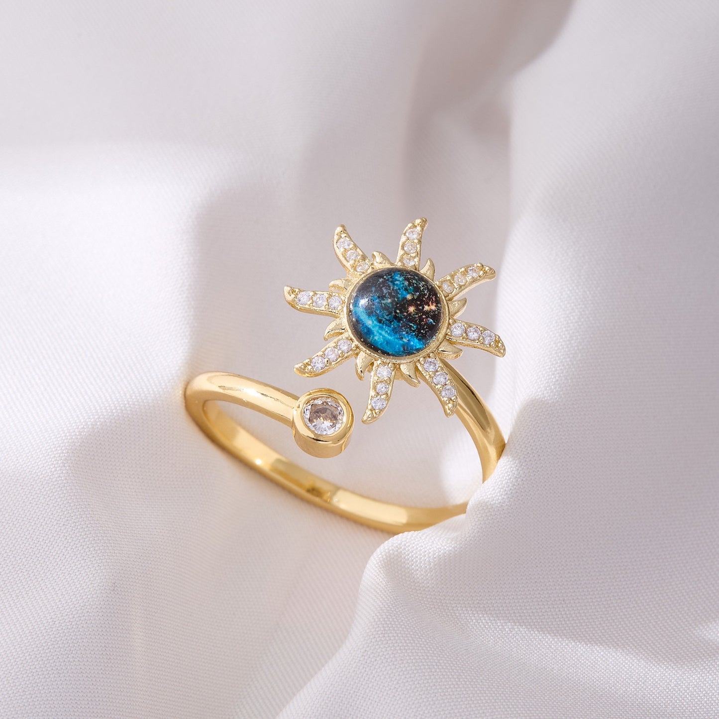 Valentine's Day Gift Flower Zircon Rotatable Ring