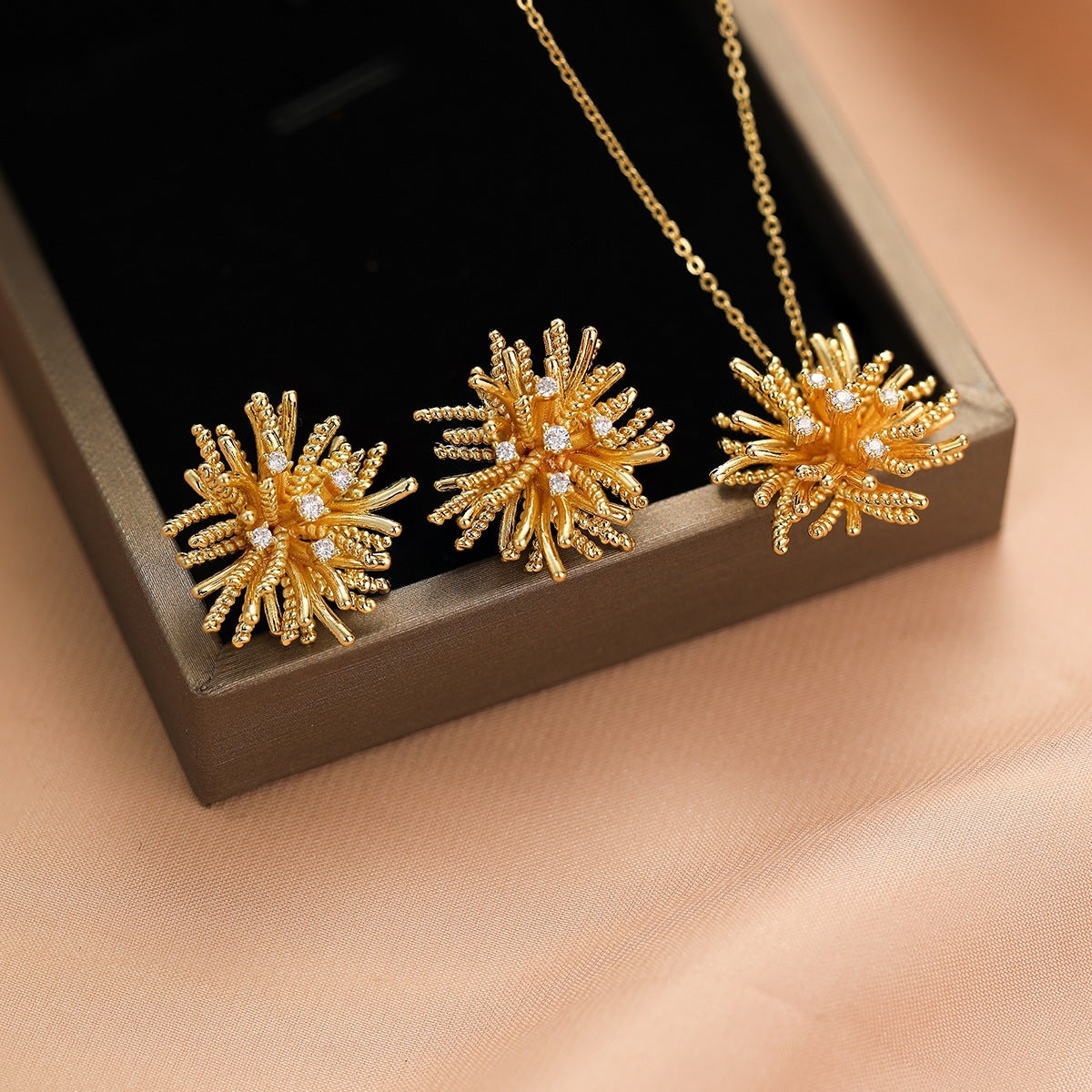 Glamorous Comfortable Two-piece Affordable Luxury Fashion Jewelry Set