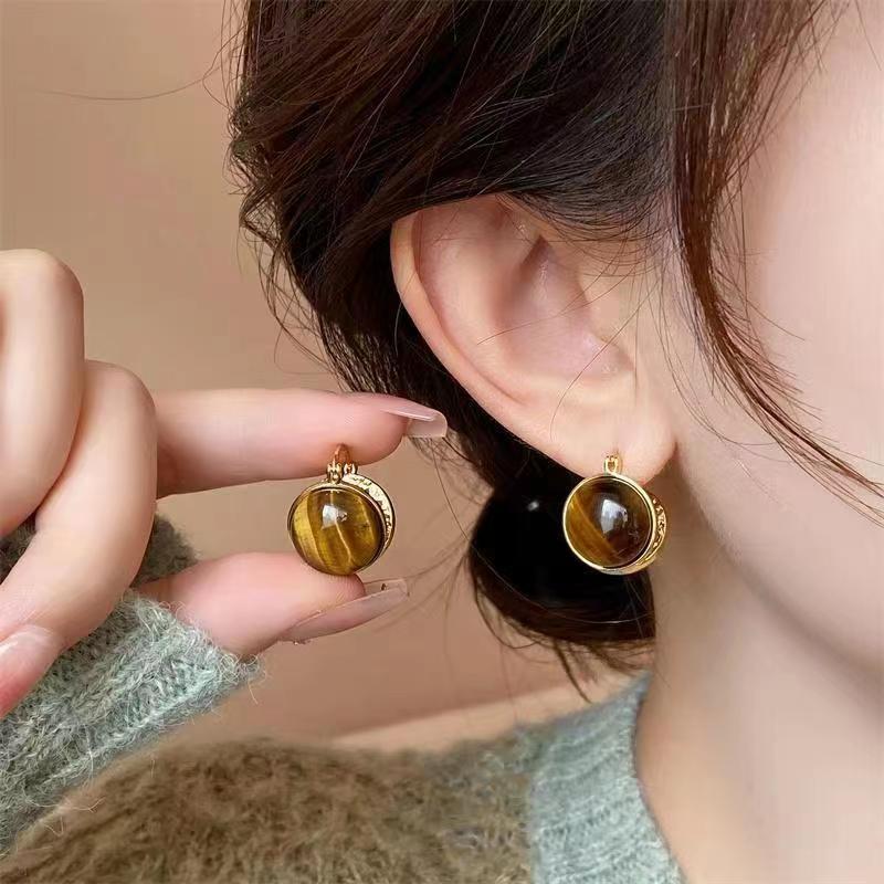 Women's Elegant Korean High-grade Sweet Metal Alloy Earrings