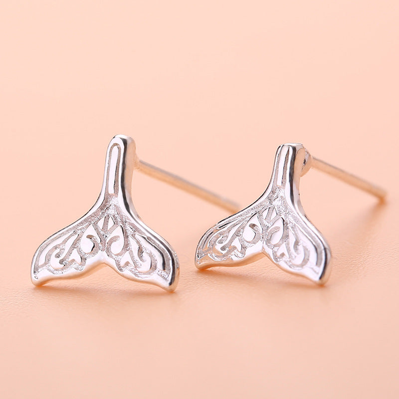 Graceful Petite Statement Cat Korean Style Stud Earrings