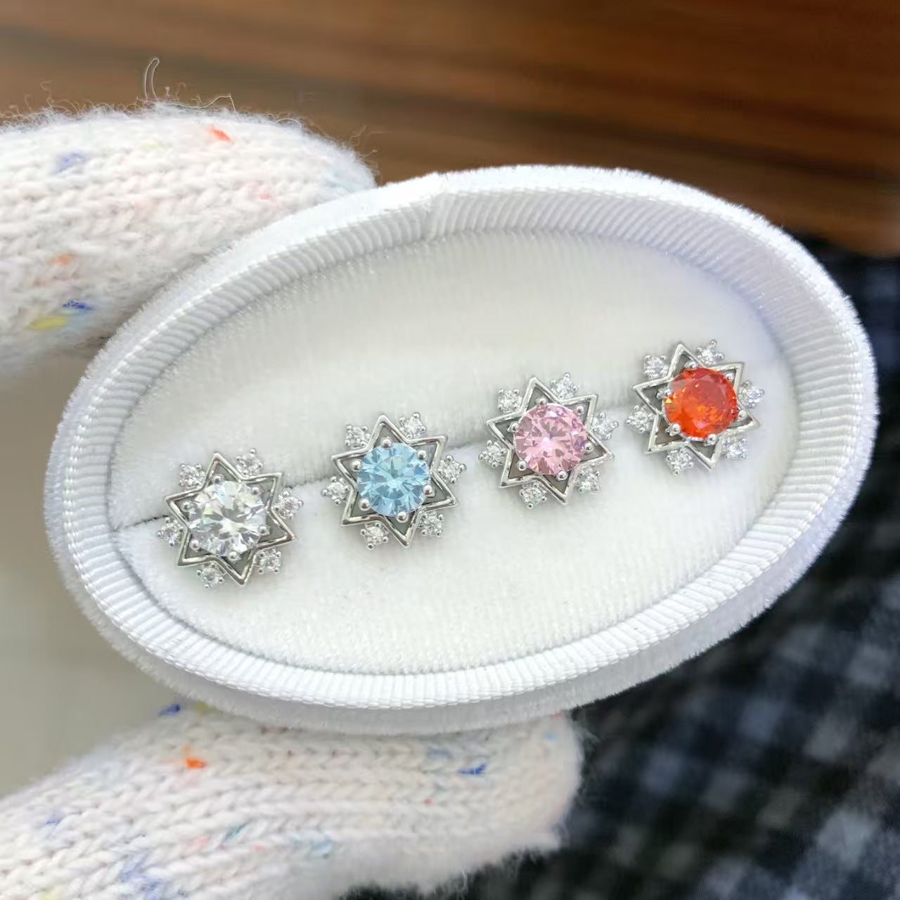 Women's Snowflake Sun Flower Ear High-grade Affordable Luxury Fashion Temperament Earrings